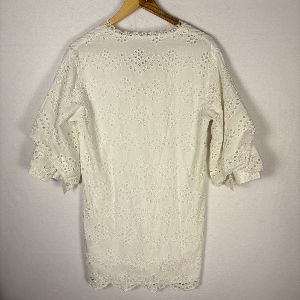 Le Superbe Magnolia White Eyelet Lace Dress V-Neck Coquette Resort Bride - Picture 3 of 8